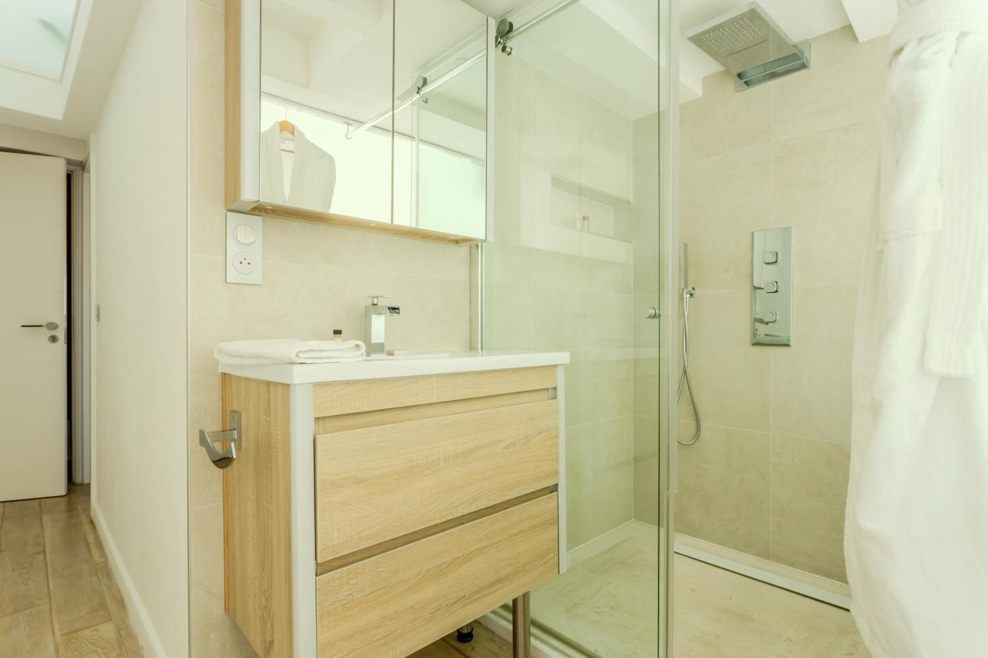 Aparthotel Traverse Des Artistes 3*